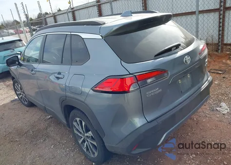 2023 Toyota Corolla Cross Xle from USA, damaged, VIN 7MUDAABG0PV052188